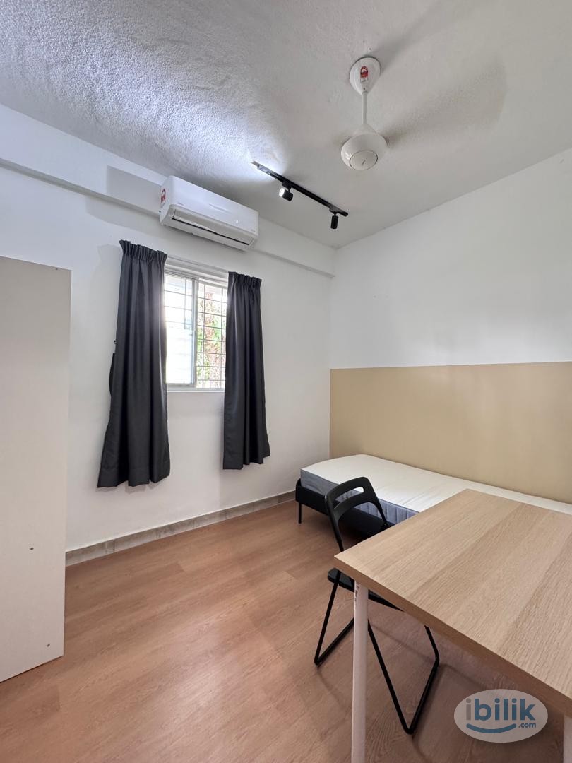 5MINS WALK TAYLOR, FREE WIFI+UTILITIES, Single Middle Room at PJS 7, Bandar Sunway - Image 1