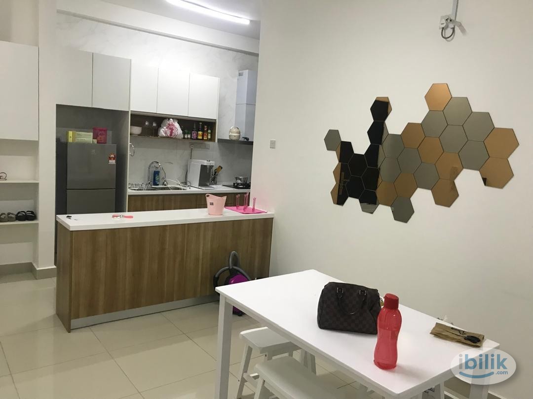 Suite at Twin Galaxy, Johor Bahru - Image 2