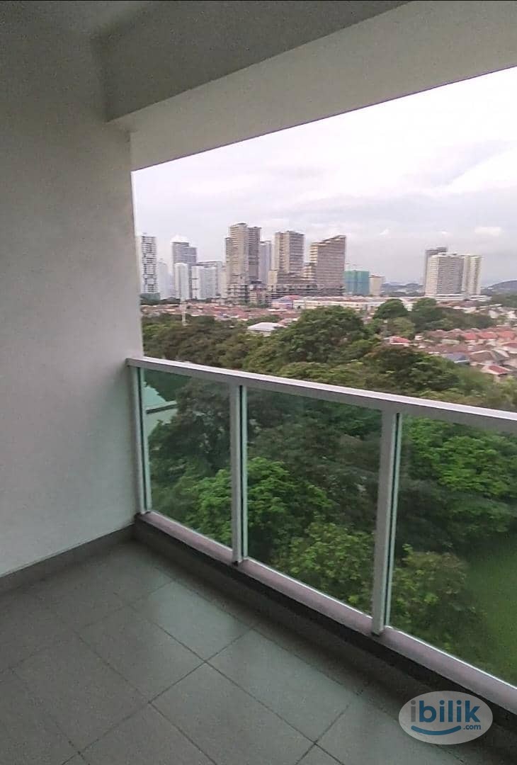 FREE WIFI+WATER+ELECTRIC, BALCONY Middle Room at The Regina, UEP Subang Jaya - Image 3