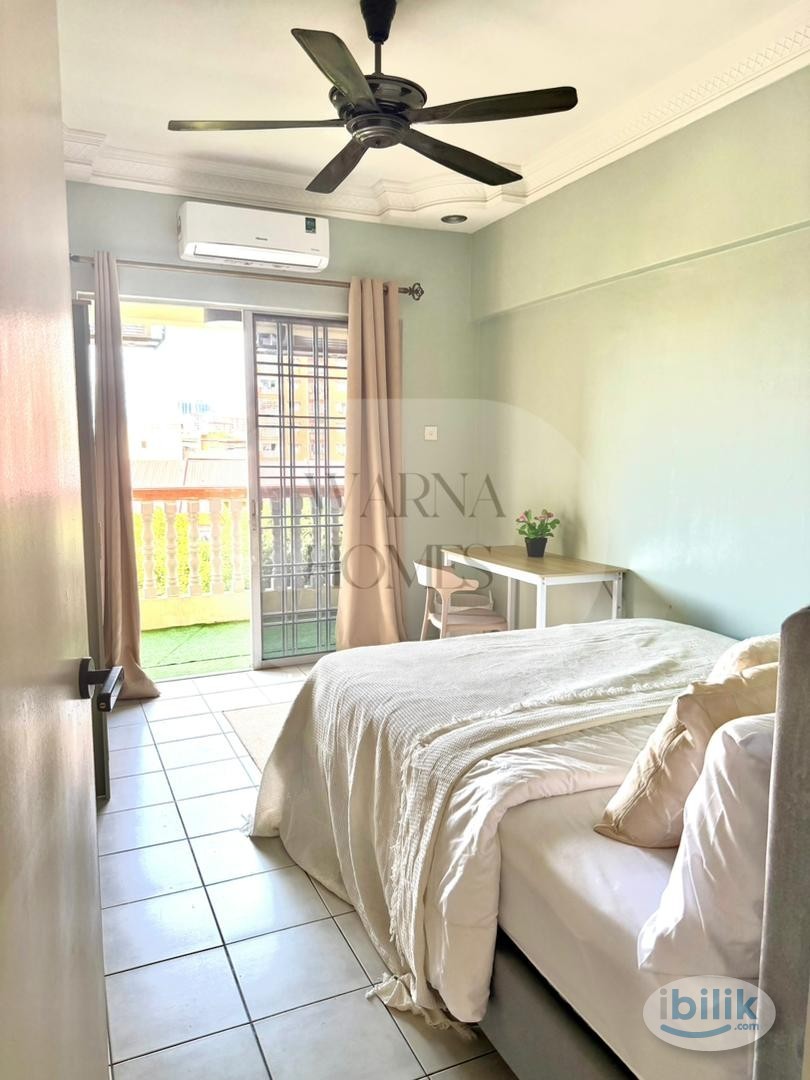 BANGI BALCONY BRIGHT AIRY ROOM - Image 1