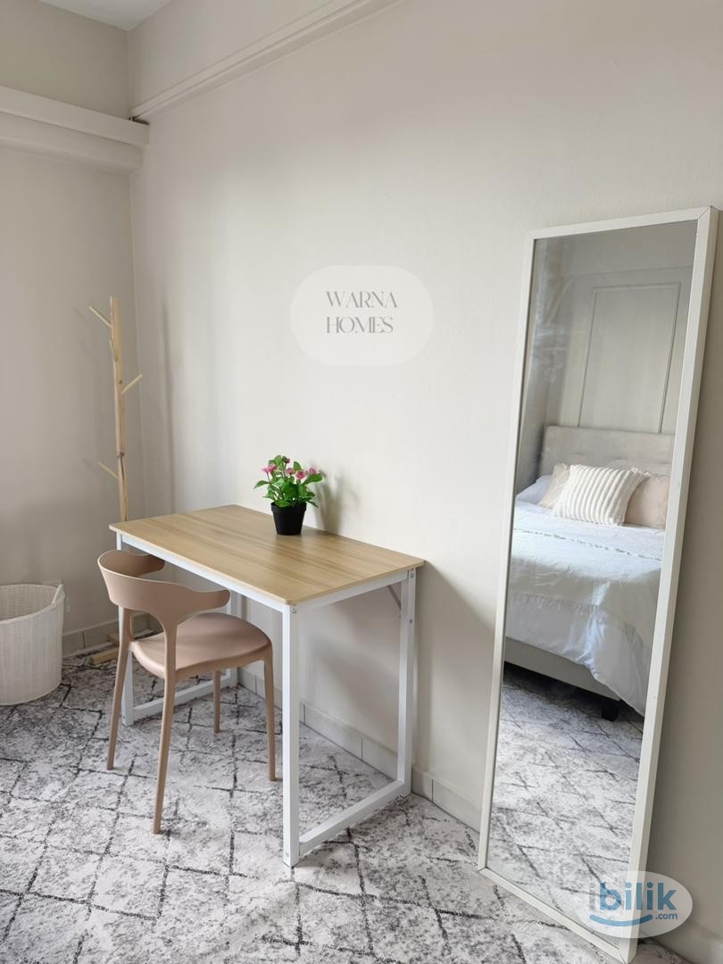 Spacious Aesthetic Master Room at Bangi, Selangor - Image 2