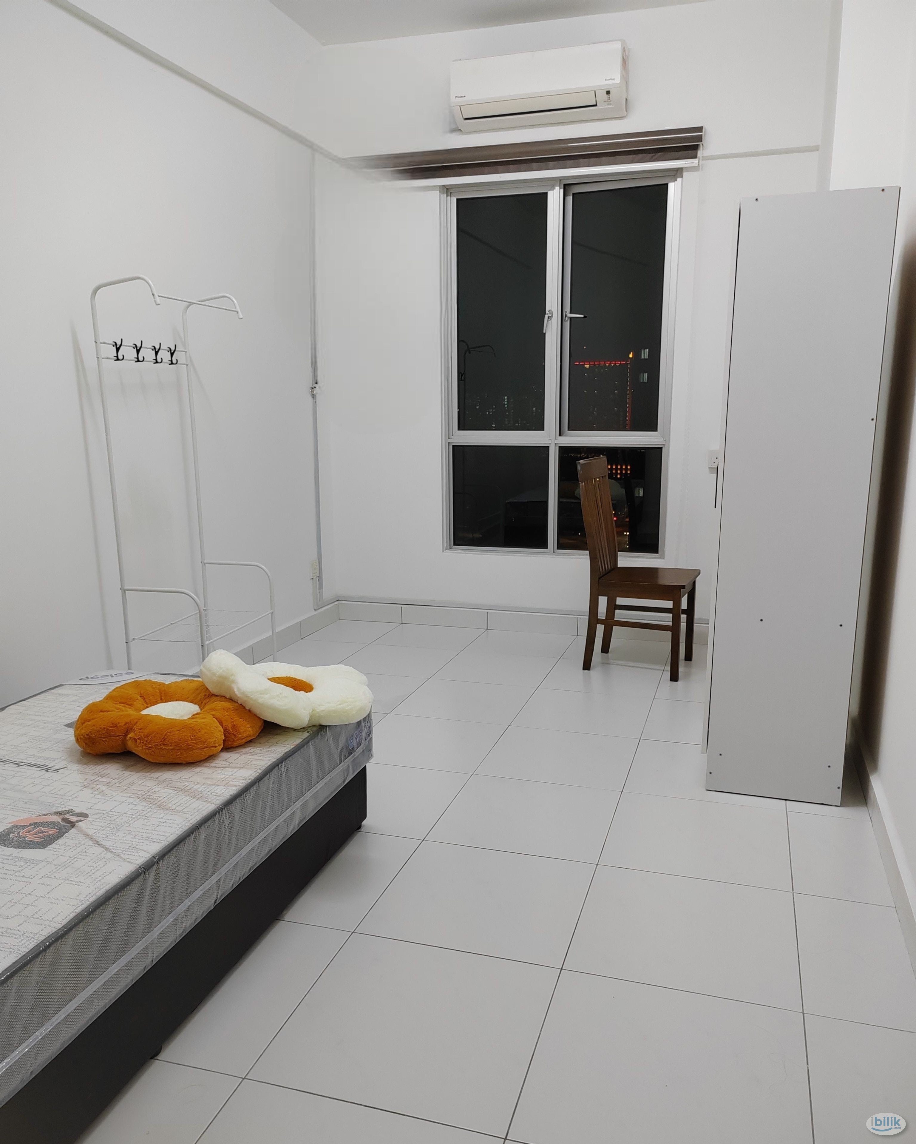 Single Room at Elit Heights, Bayan Baru - Image 1