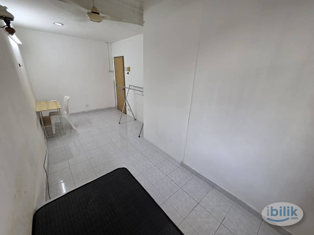 HOT PROMO Last Year🔥 Middle Room Rent at Kota Kemuning near Main Place Mall 🚗Zero Deposit & Include Free Electricity,Wif - Image 5