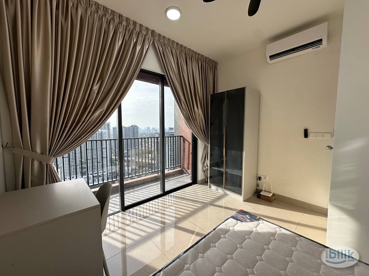 🏡Medium Room for Rent @ The Harmony, Old Klang Road - Image 1