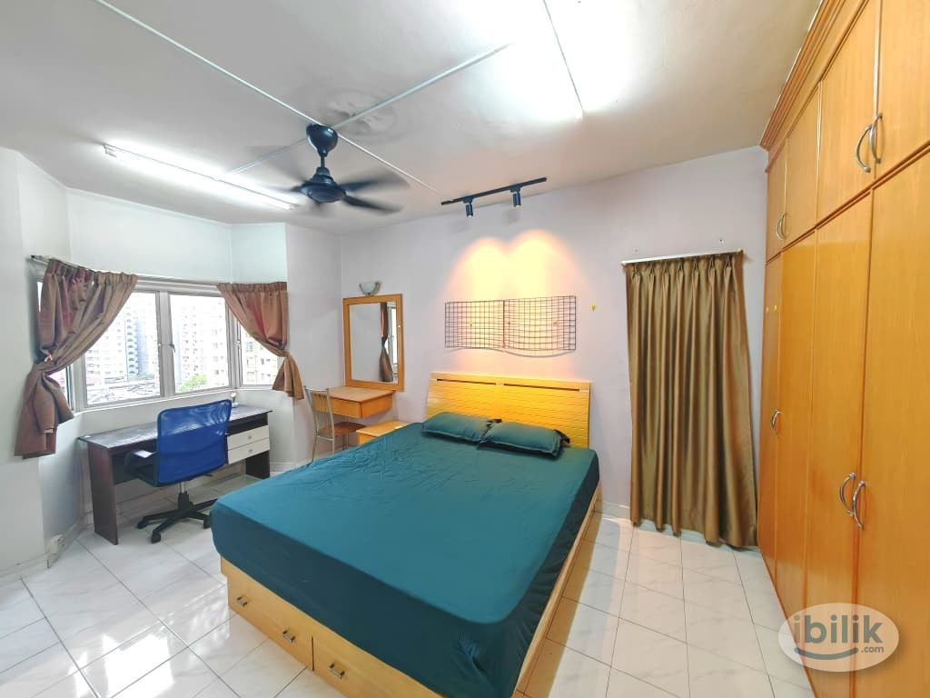 FREE 1 MONTH - Female Master Room Endah Regal Near LRT Stadium APU IMU TPM Astro Pavillion - Image 1