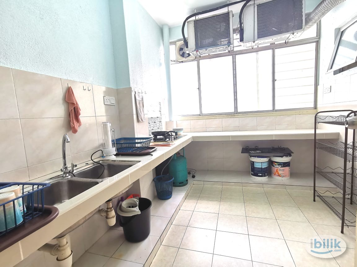 (FREE 1 MONTH) Sunway Female Master Room Suriamas Condo Near Pyramid, Geo, UOA, BRT, SS15, Subang - Image 4