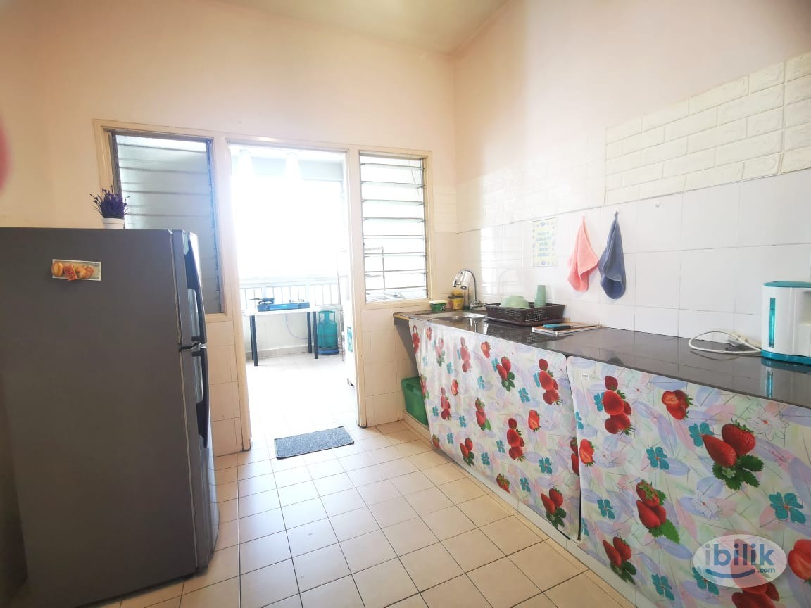 (FREE 1 MONTH) Sunway Mix Gender Male Female Non Sharing Medium Room Suriamas Condo Near Pyramid, Geo, UOA, BRT, SS15, S - Image 3