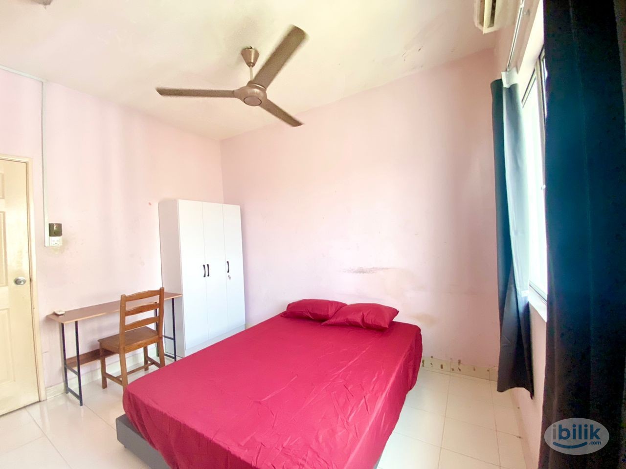 (FREE 1 MONTH) Sunway Mix Gender Male Female Non Sharing Medium Room Suriamas Condo Near Pyramid, Geo, UOA, BRT, SS15, S - Image 1