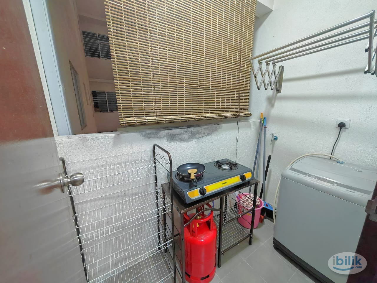 (FREE 1 MONTH) FEMALE Non Aircon Medium Room Mercu Jalil Near LRT Alam Sutera, Pavilion, Tzu Chi International School, S - Image 3