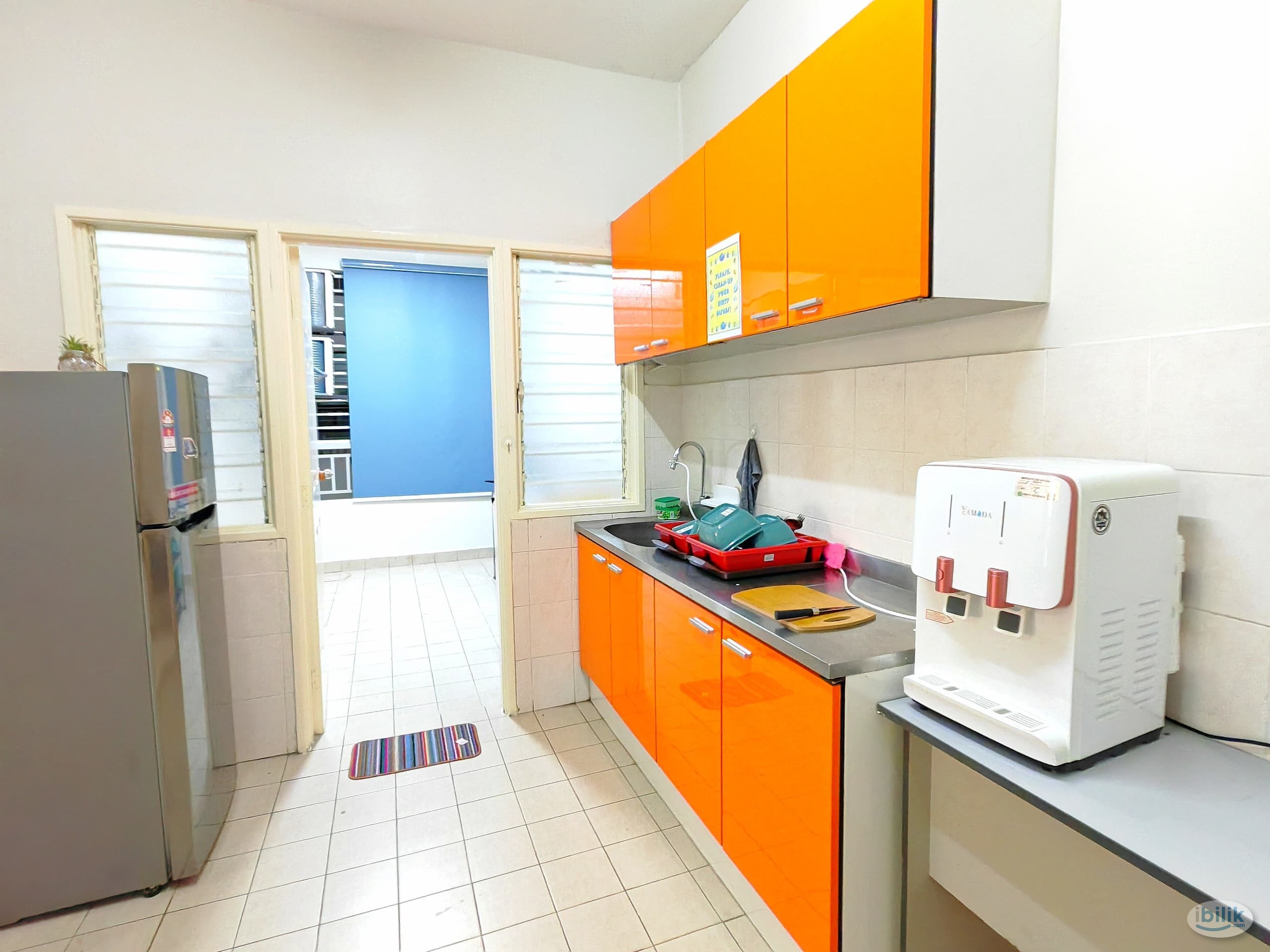 (FREE 1 MONTH) Sunway Female Muslim  Medium Room Suriamas Condo Near Pyramid, Geo, UOA, BRT, SS15, Subang - Image 3