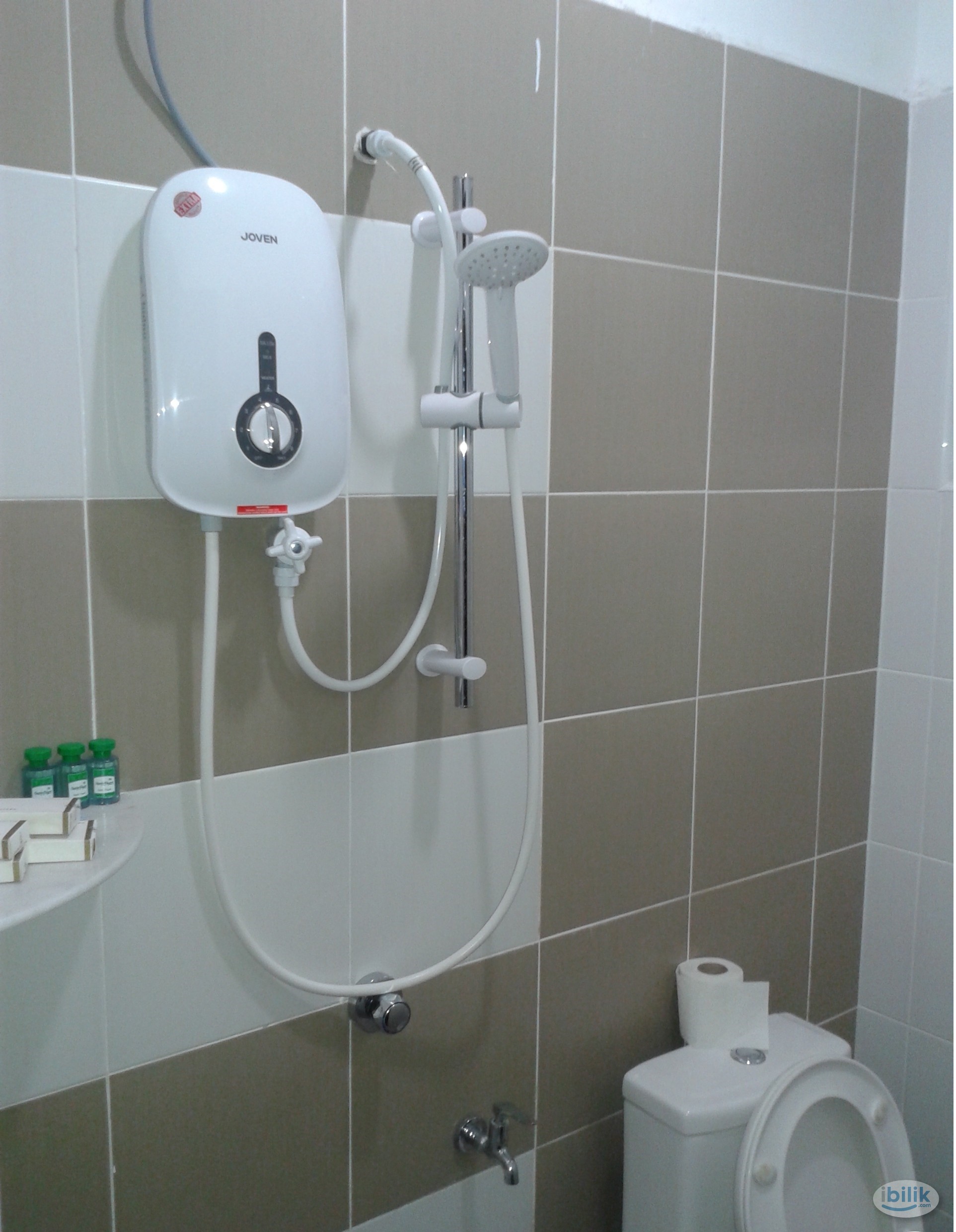 Single Room at Taman Mount Austin, Johor Bahru - Image 3