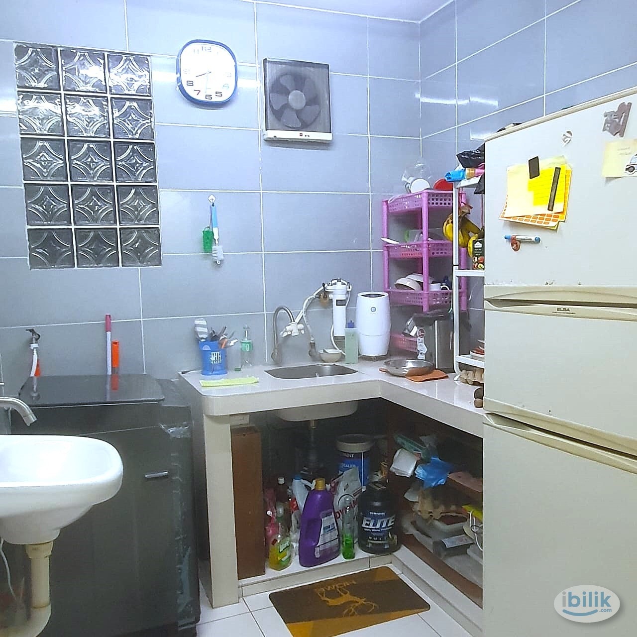 Room f/f w private bathroom @ renovated Family Home, Section17, PJ. Free parking. - Image 4