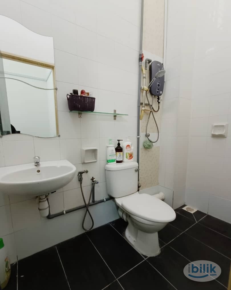 LIMITED TIME OFFER ‼️ Room attach AirCond and Free WiFi @ Tmn Wawasan Puchong ❗️ - Image 1