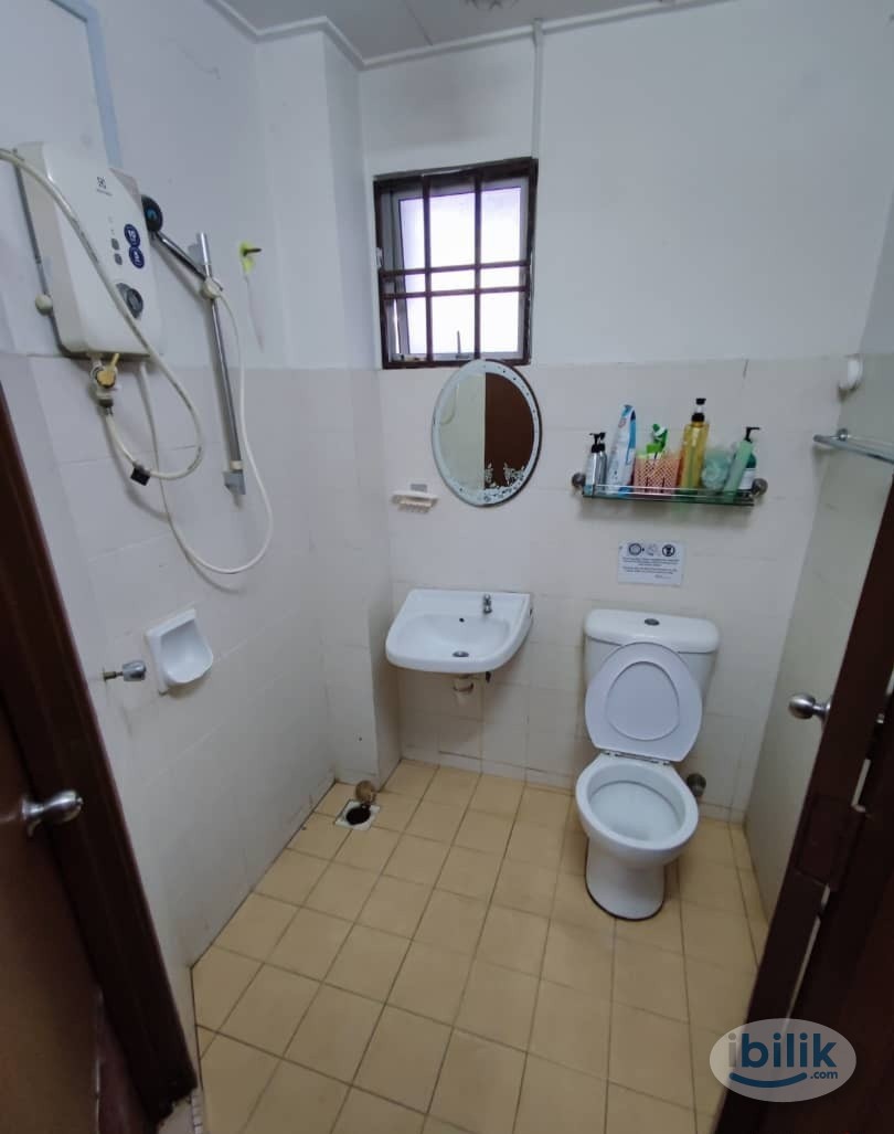 Gallery  💥💥 🏡 [Zero Deposit]❗️HOME FEEL UNIT ❗️🏡 Middle Room for rent at Subang Jaya! 💫🛋️ - Image 2