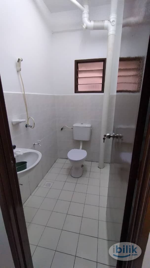 Master Room at Banting, Selangor - Image 2