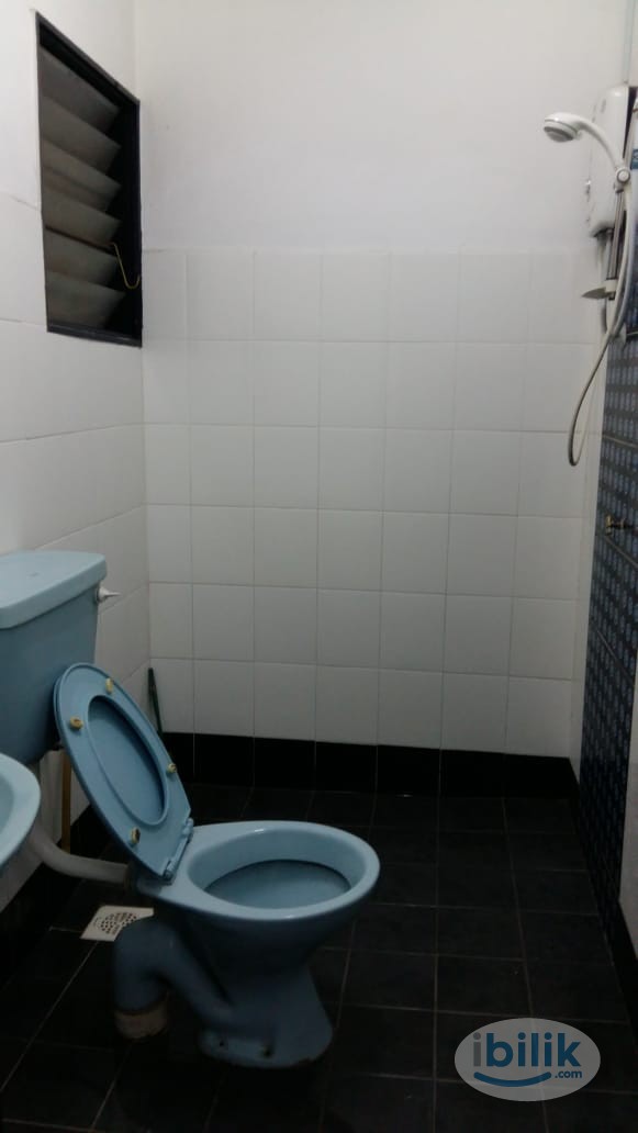 USJ2 All inclusive single room in quiet house posted by owner - Image 3