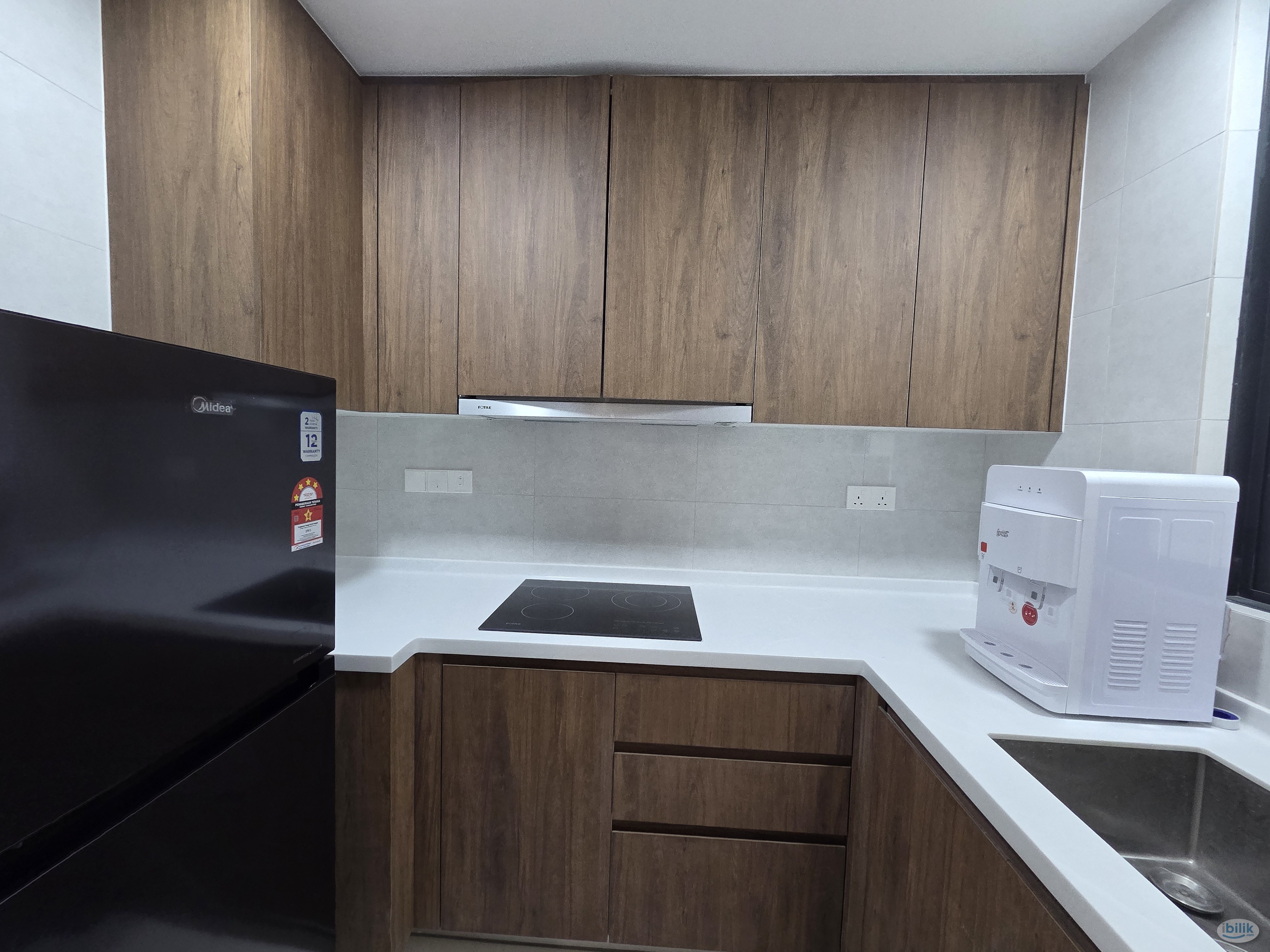 Medium Room Quinn Residence LRT Sri Rampai Wangsa Walk Aeon Big Lotus - Image 4