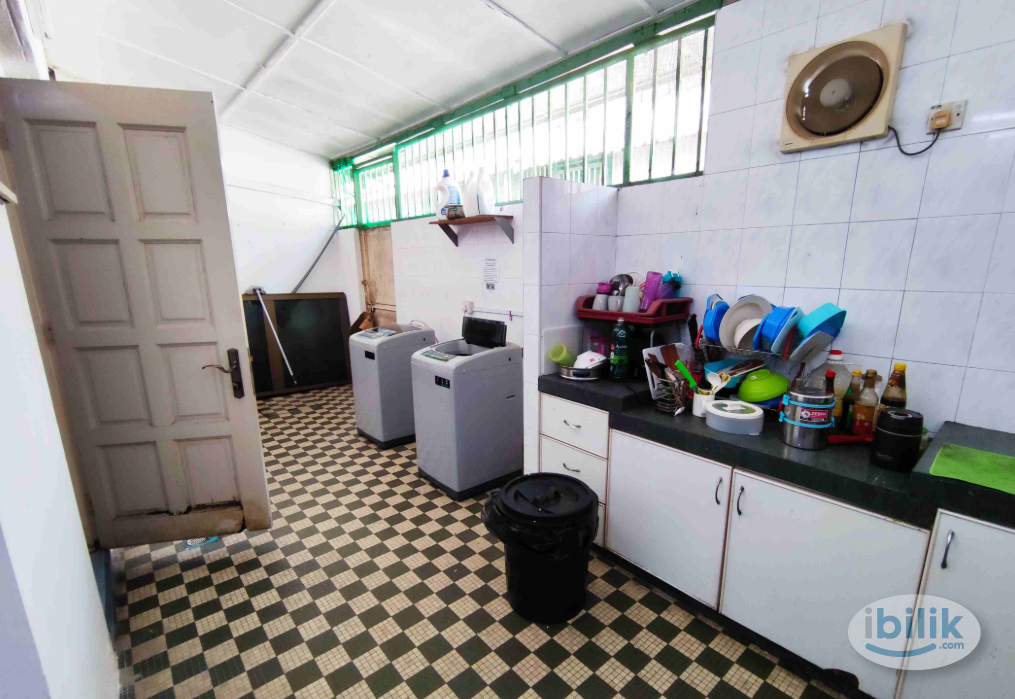 🌆⭐ Refined SS2 Room — Excellent Location Near LRT with Washing Machine Access. - Image 3