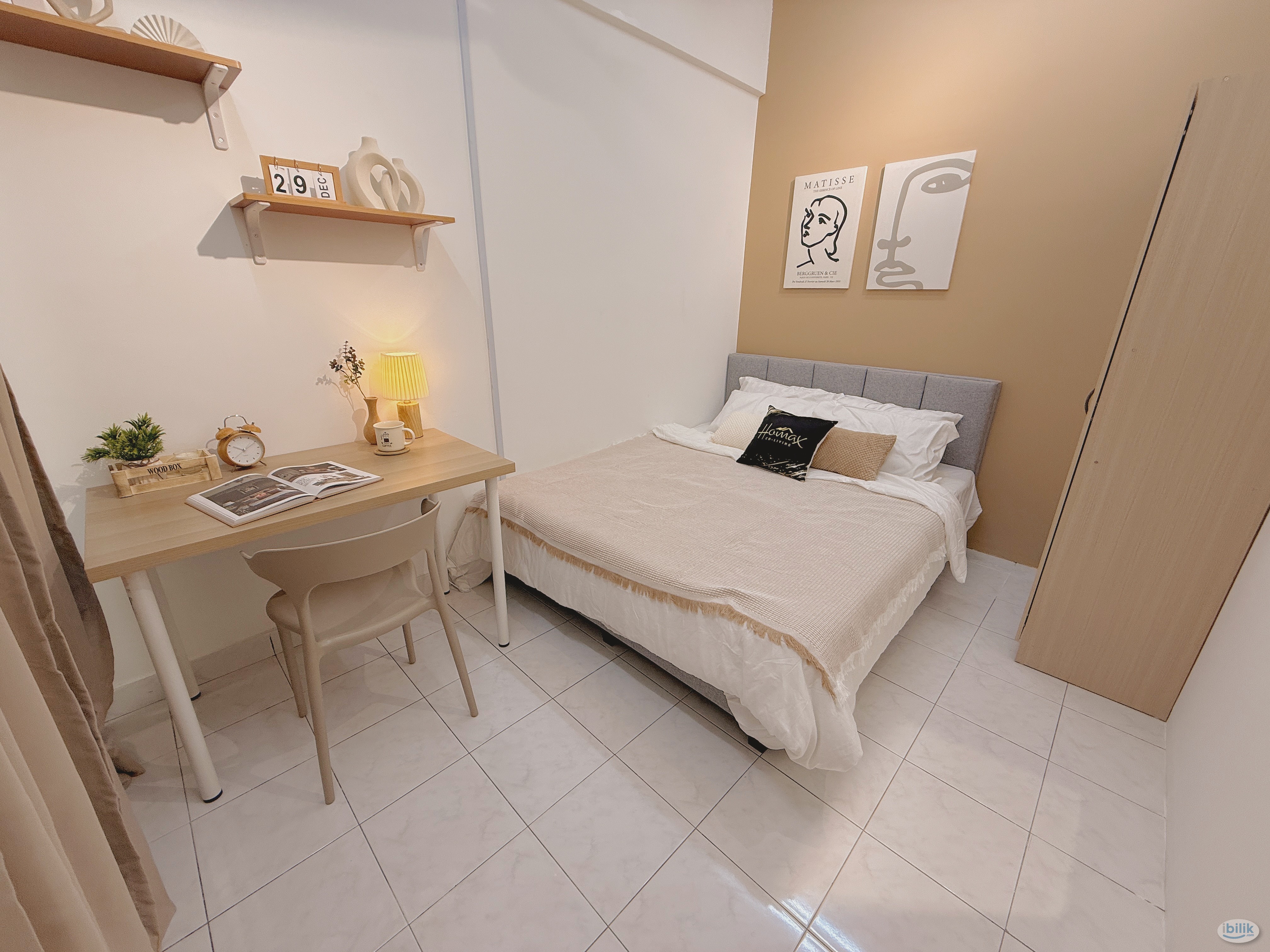 Middle Room at Pelangi Damansara, Bandar Utama - Image 1
