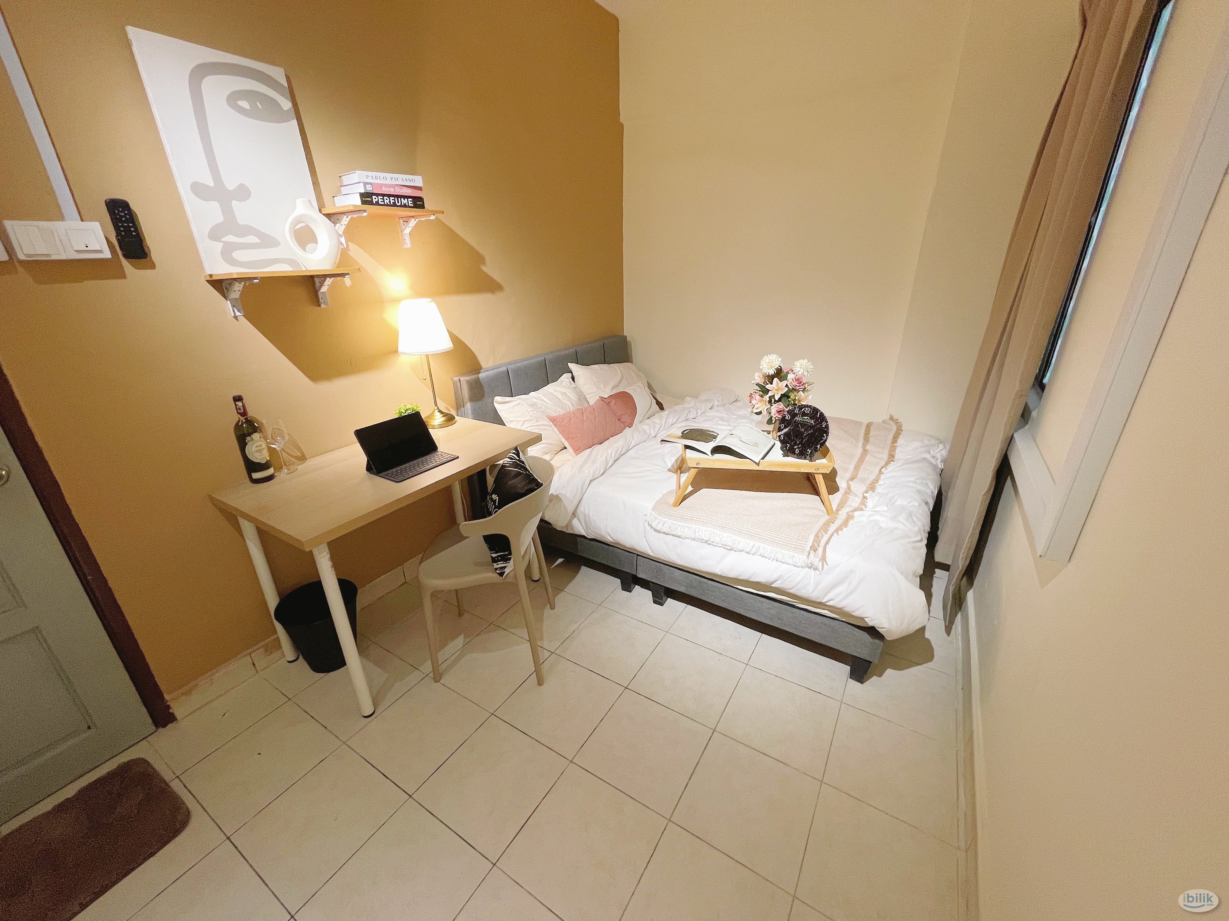 Middle Room at Pelangi Damansara, Bandar Utama - Image 1
