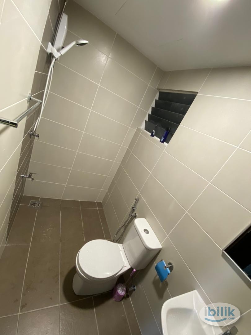 FEMALE Master Room at Paraiso Residence, Bukit Jalil - Image 2