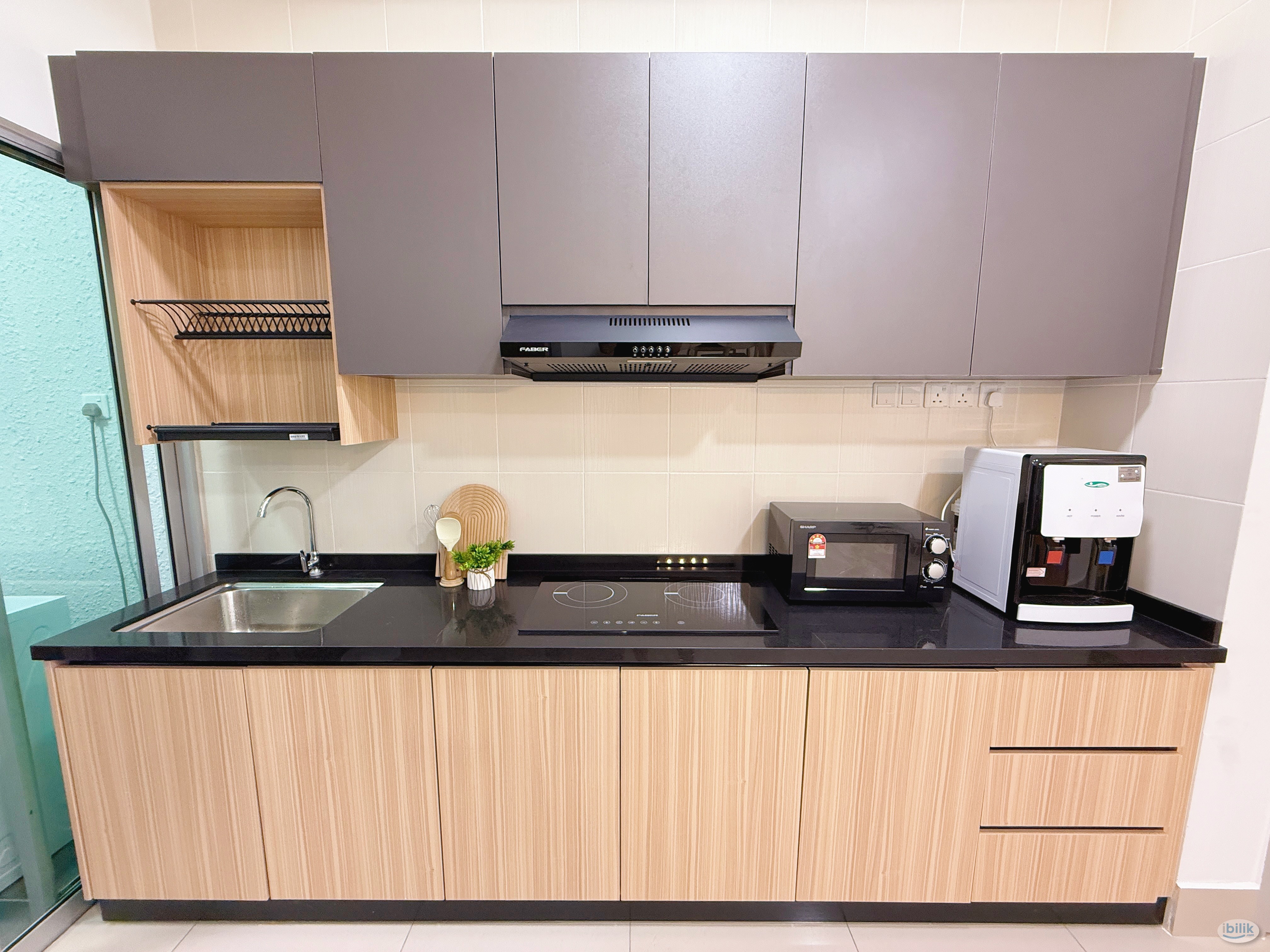 Middle Room at Razak City Residences, Sungai Besi - Image 4