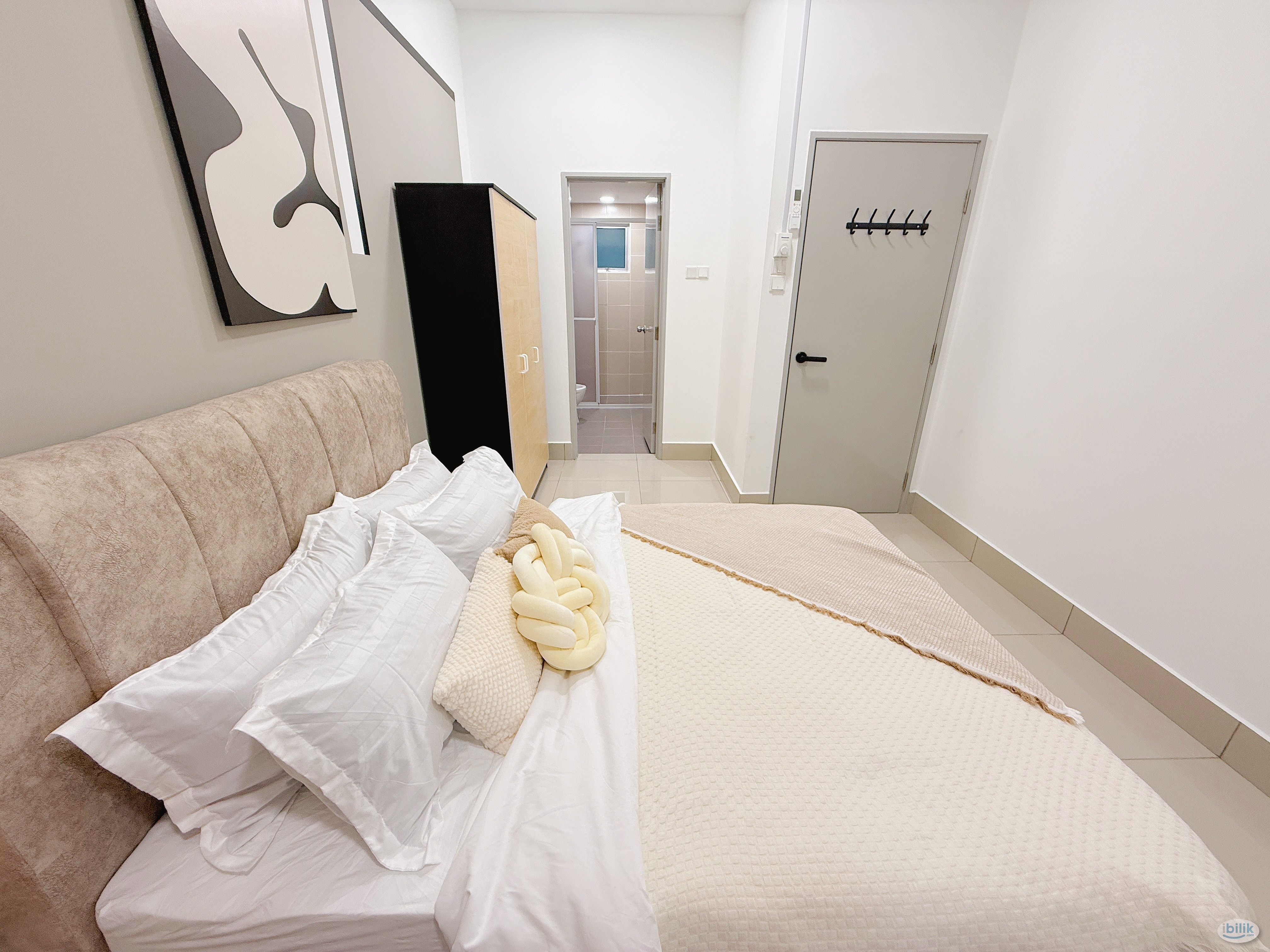 Master Room at Razak City Residences, Sungai Besi - Image 3
