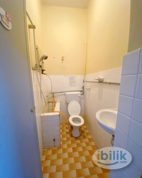 Single Bedroom At SS2 Petaling Jaya For Female Only ❗️💨 - Image 3