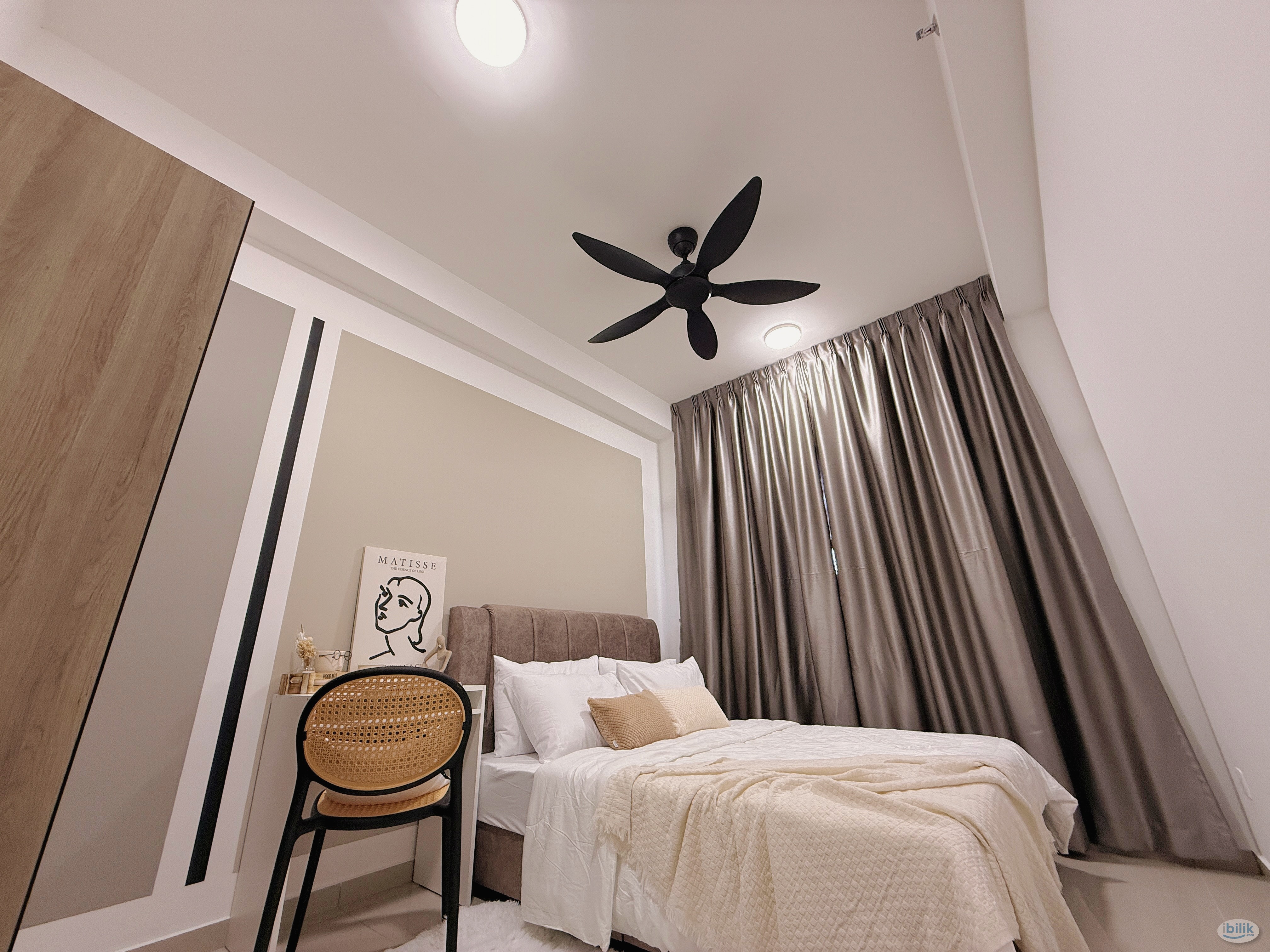 Master Room at D'Vervain Residence, Damansara Perdana - Image 1