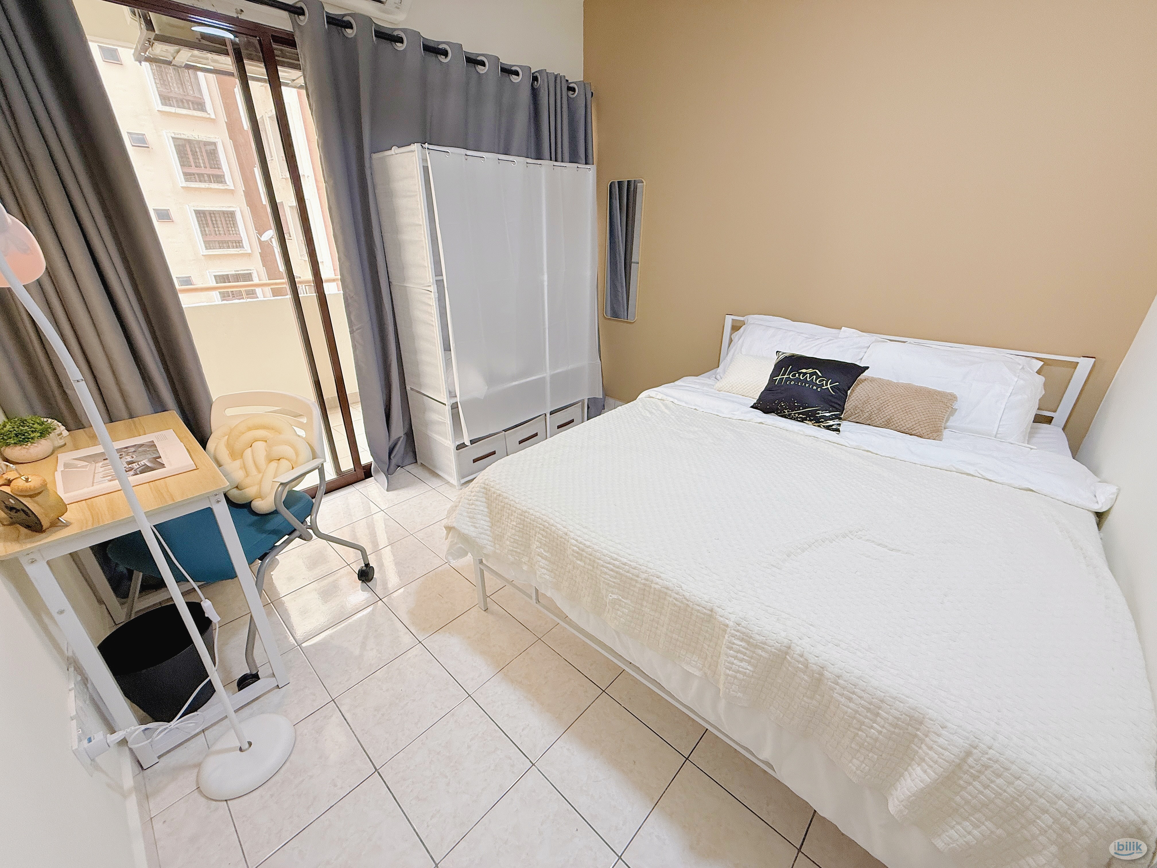 Middle Room at Palm Spring, Kota Damansara - Image 1