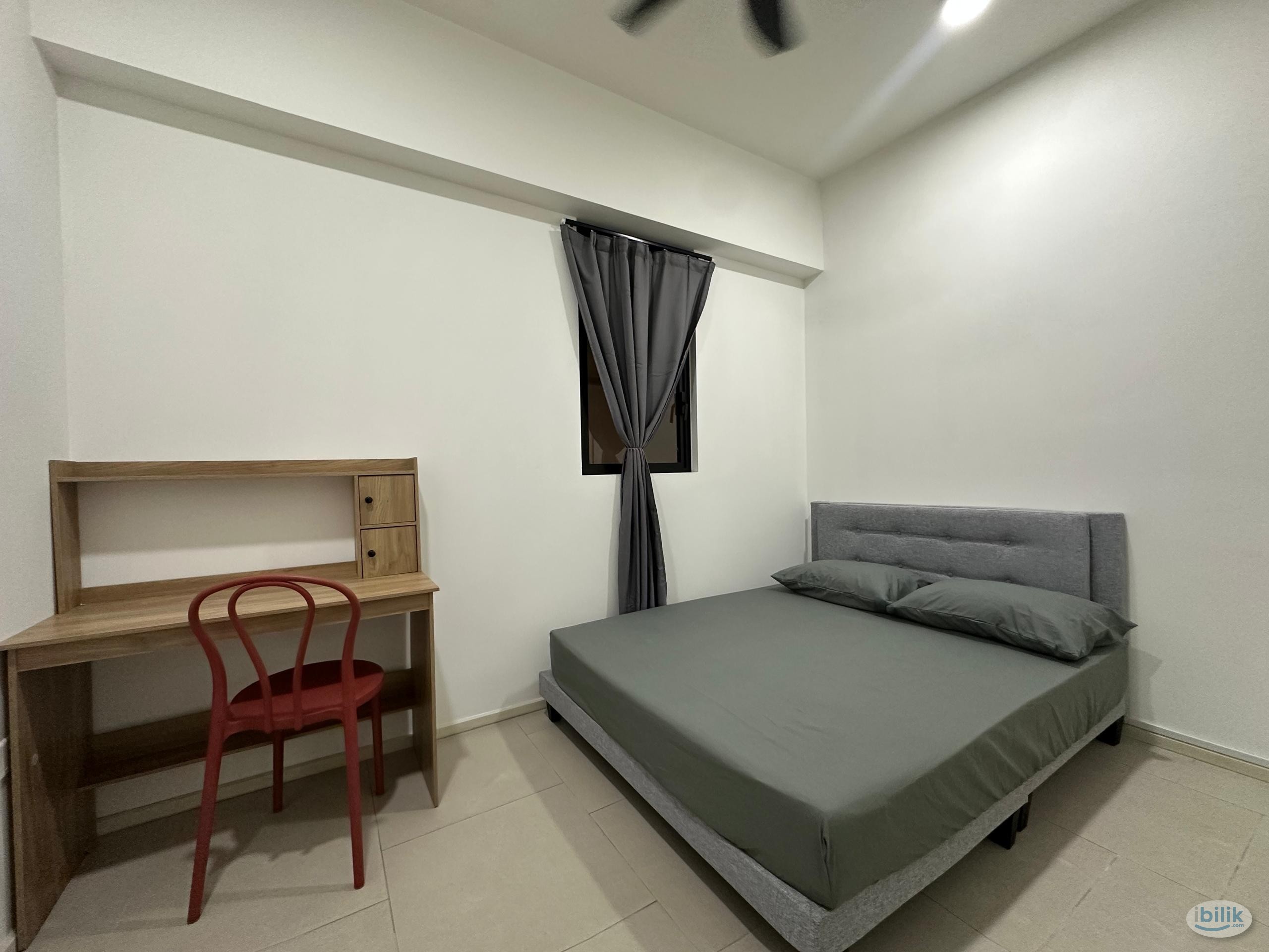 Middle Room at SQWhere, Sungai Buloh - Image 1
