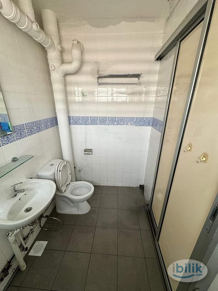 Single Room at Taman Setia Balakong, Balakong - Image 3