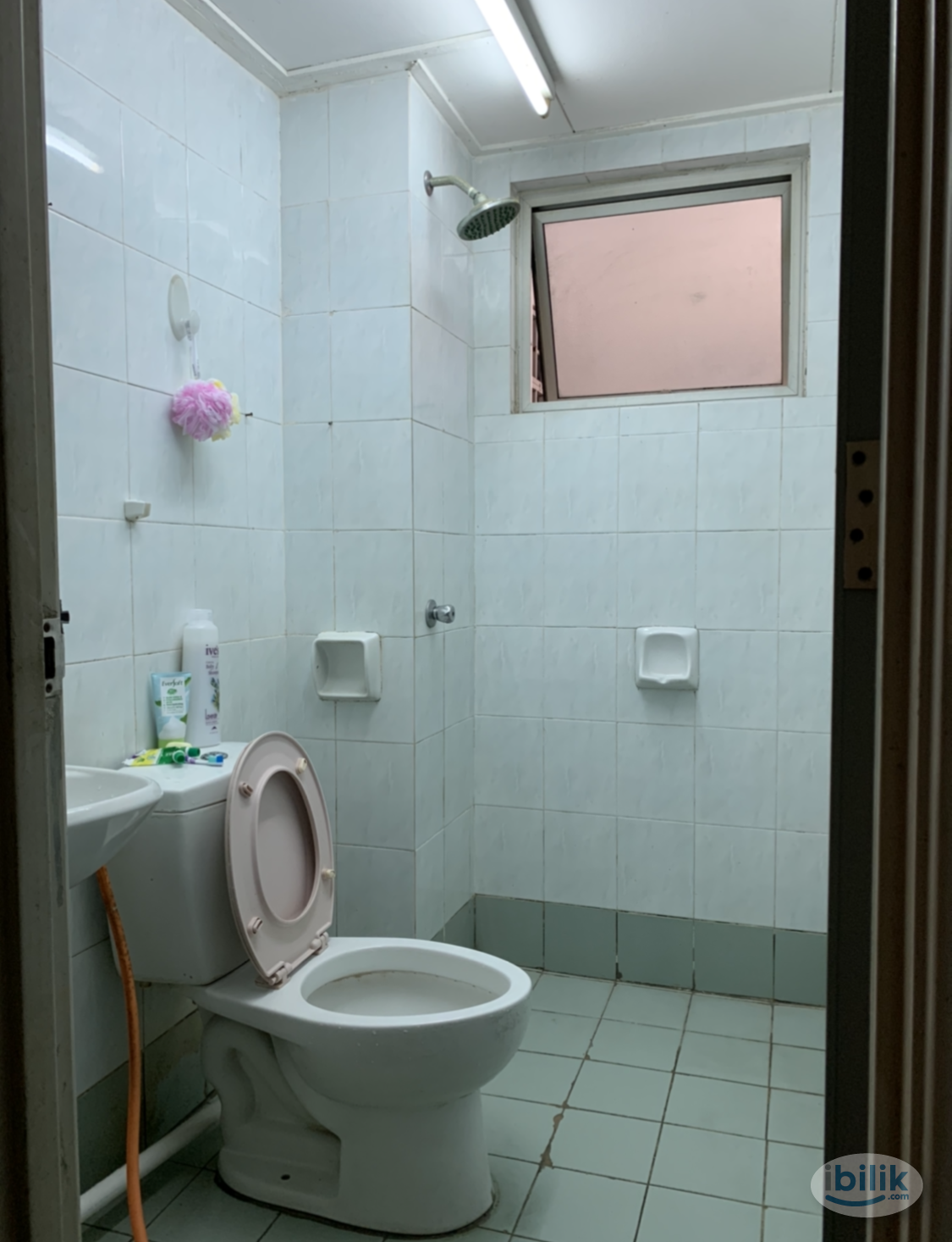 Room at Vista Amani, Bandar Sri Permaisuri - Image 3