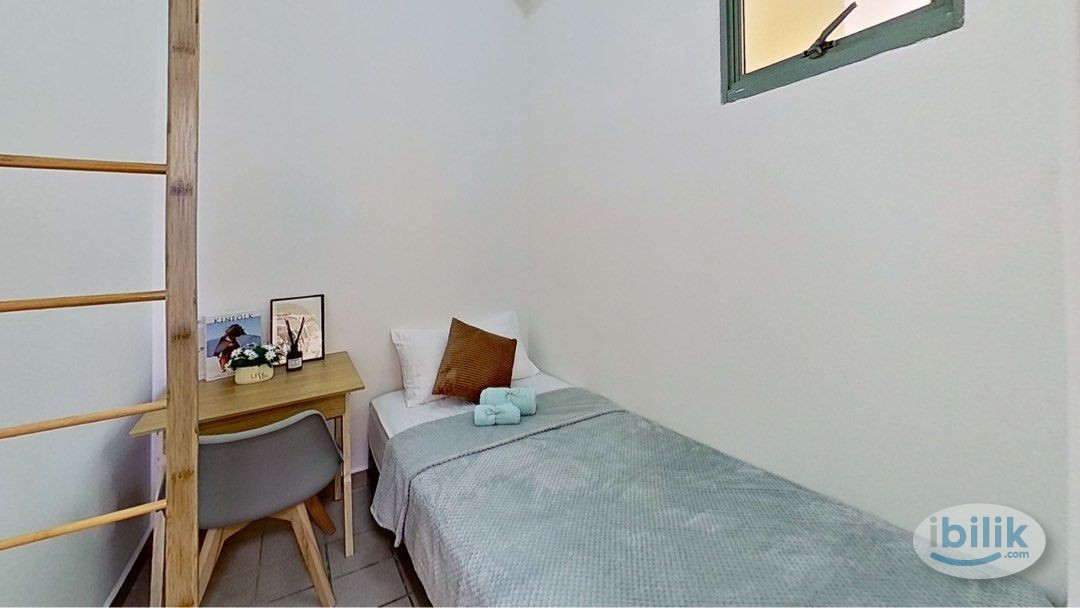 Single Room at Taman Serdang Raya, Seri Kembangan - Image 2
