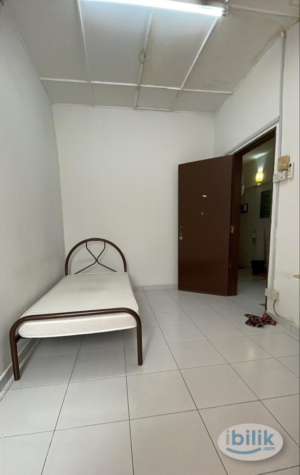 🤗Comfortable MIDDLE ROOM @ SS2 🤗 🔥MOVE IN IMMEDIATELY🔥🔥🌈FULLY FURNISHED ROOM🌈 - Image 3