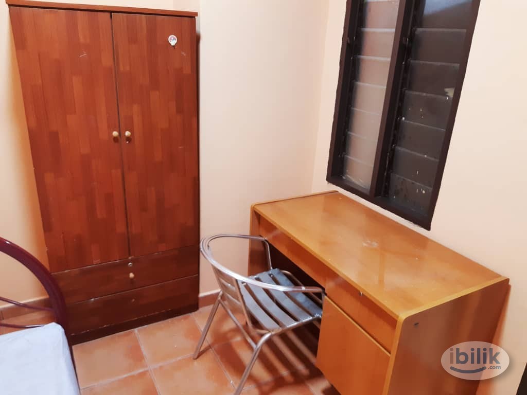 Free utilities · 5 mins walk to IMU & LRT · APU bus · vista komanwel c for rent - Image 1