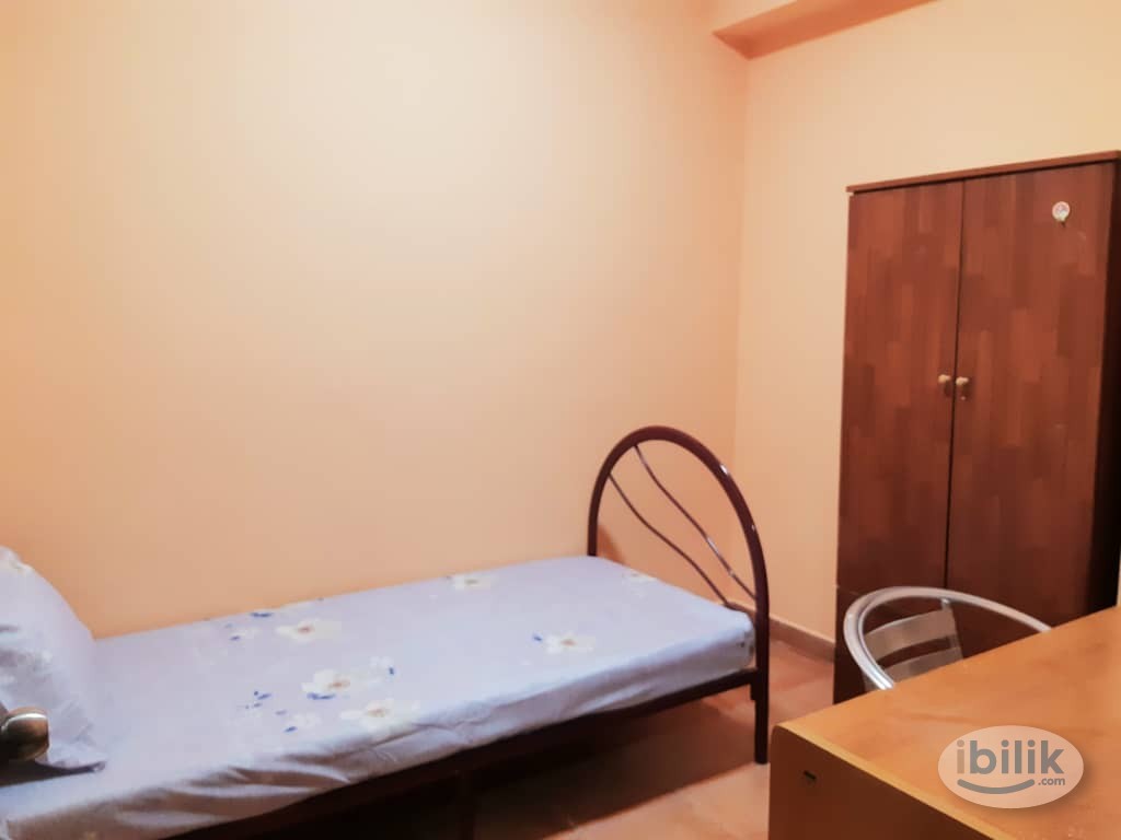 Free utilities · 5 mins walk to IMU & LRT · APU bus · vista komanwel c for rent - Image 2