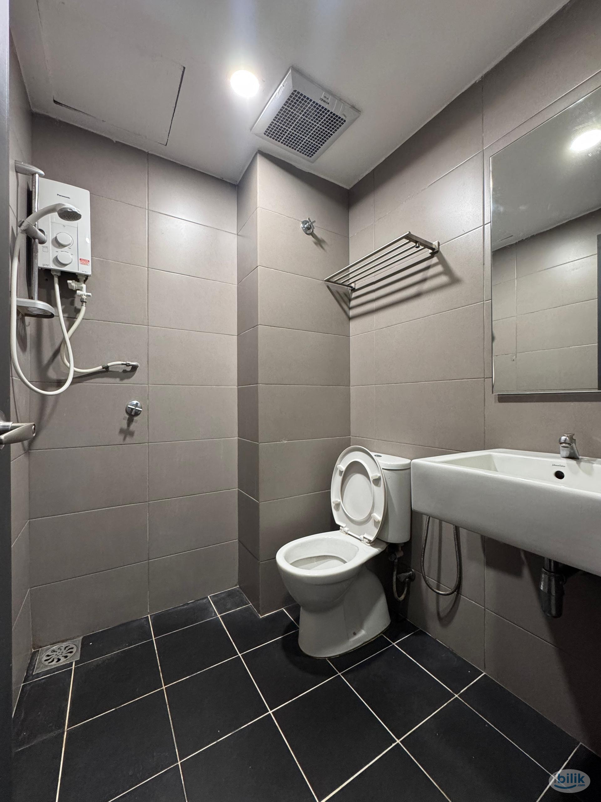 Single Room at Petaling Street, Pudu - Image 2
