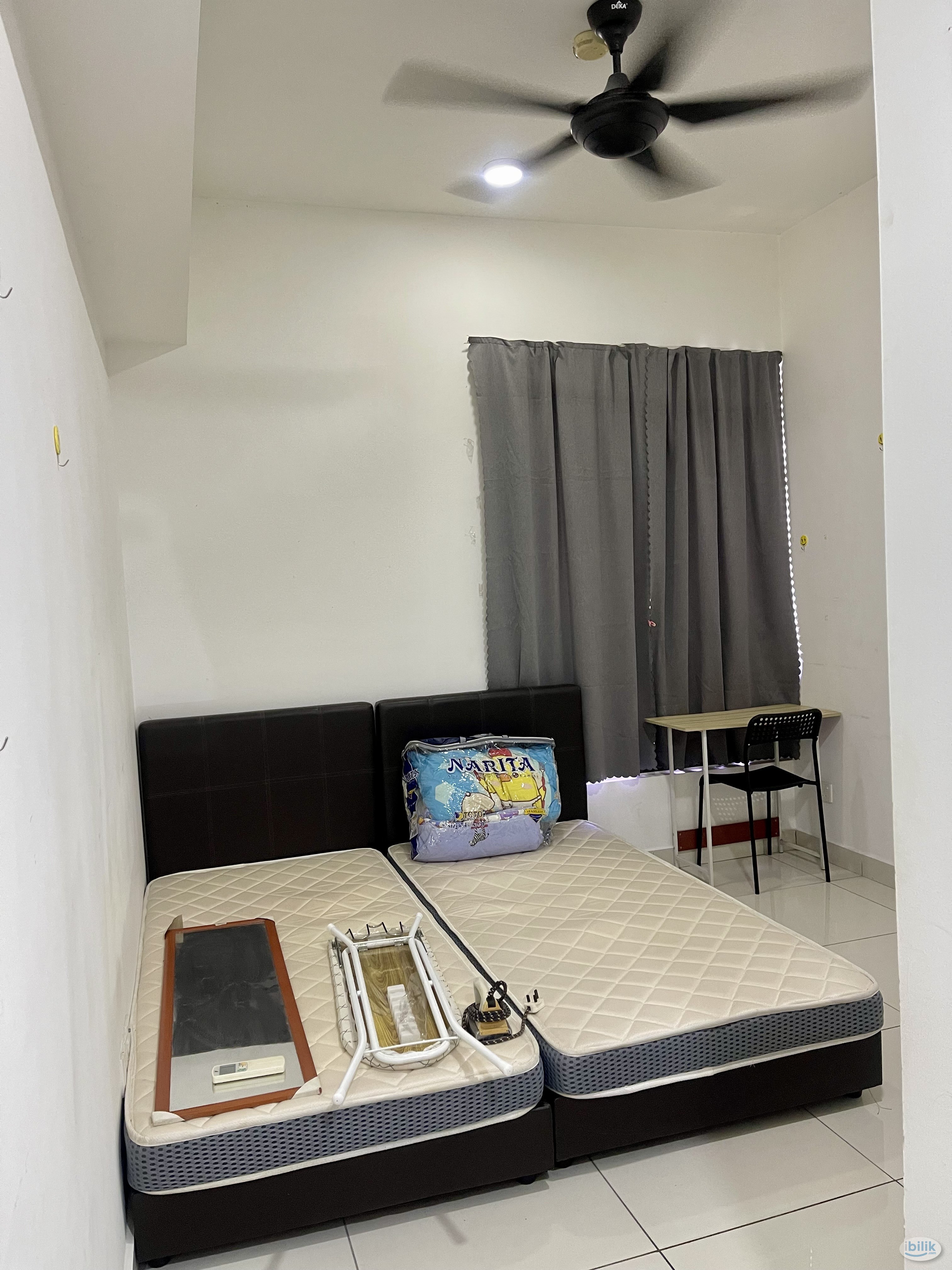 Master Room at D'Sara Sentral, Sungai Buloh walking distance to MRT station - Image 2