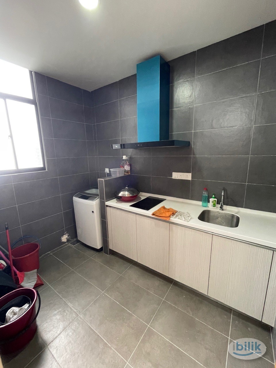 FEMALE UNIT_Middle Room + CarPark_Citizen, Old Klang Road - Image 3