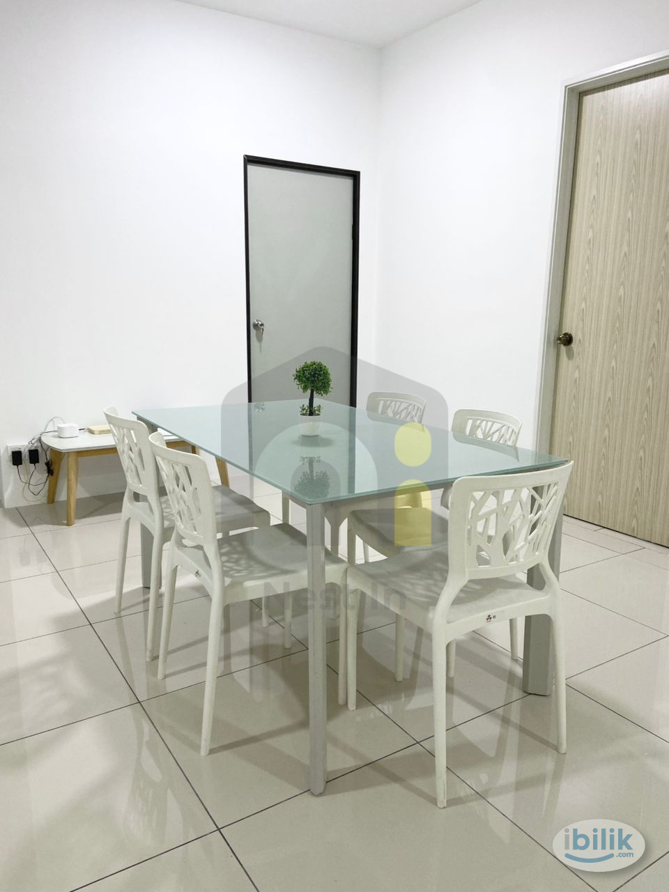 Master Room at The Clovers, Sungai Ara - Image 5