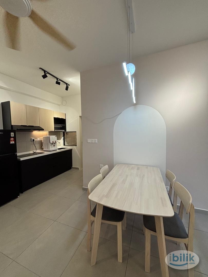 Middle Room at D'IVO Residences by EXSIM, Old Klang Road - Image 3