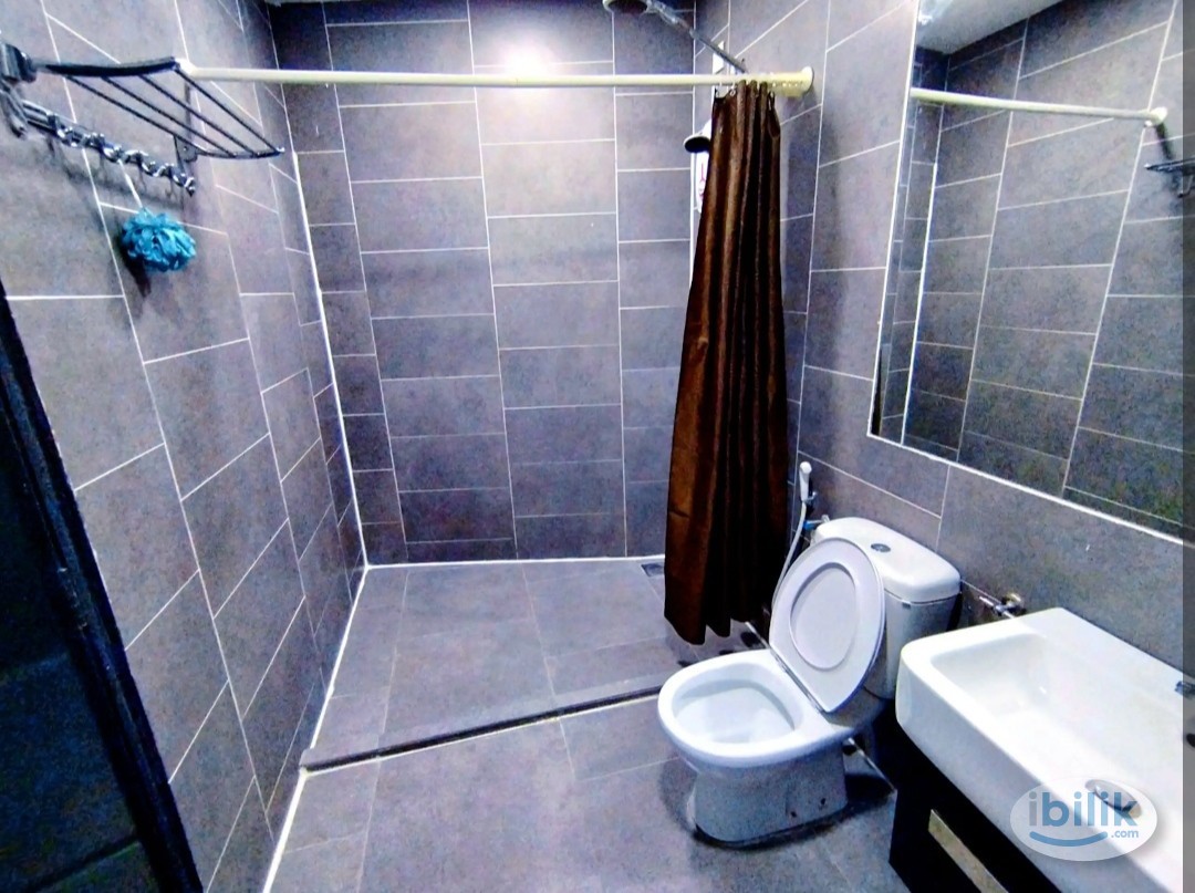 Fully Furnished Studio at Empire Damansara, Damansara Perdana - Image 1