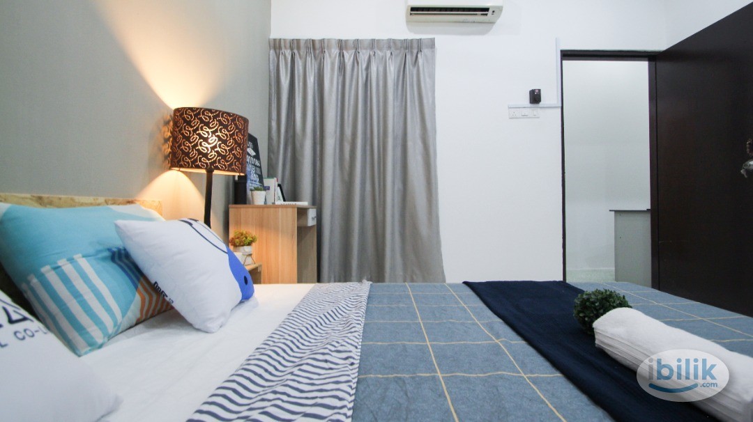 Middle Room @ LRT Taman Paramount, Petaling Jaya, Taman Aman, Amway HQ, Kelana Jaya Line, Paradigm Mall - Image 2