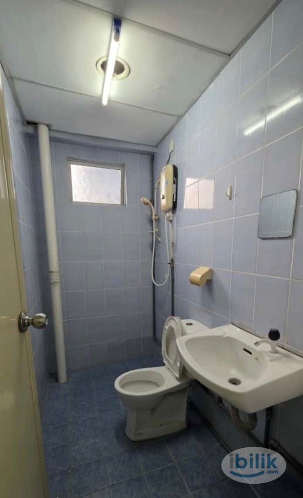 Single Room at Angkasa Condominiums, Cheras - Image 3