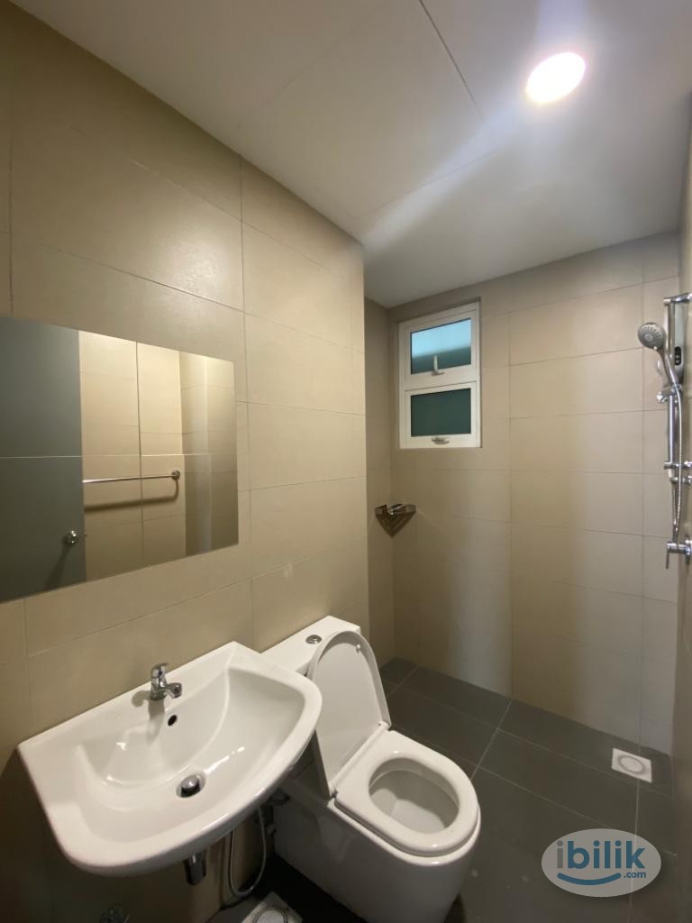 Spacious Single Room at TR Residence, Kuala Lumpur - Image 2