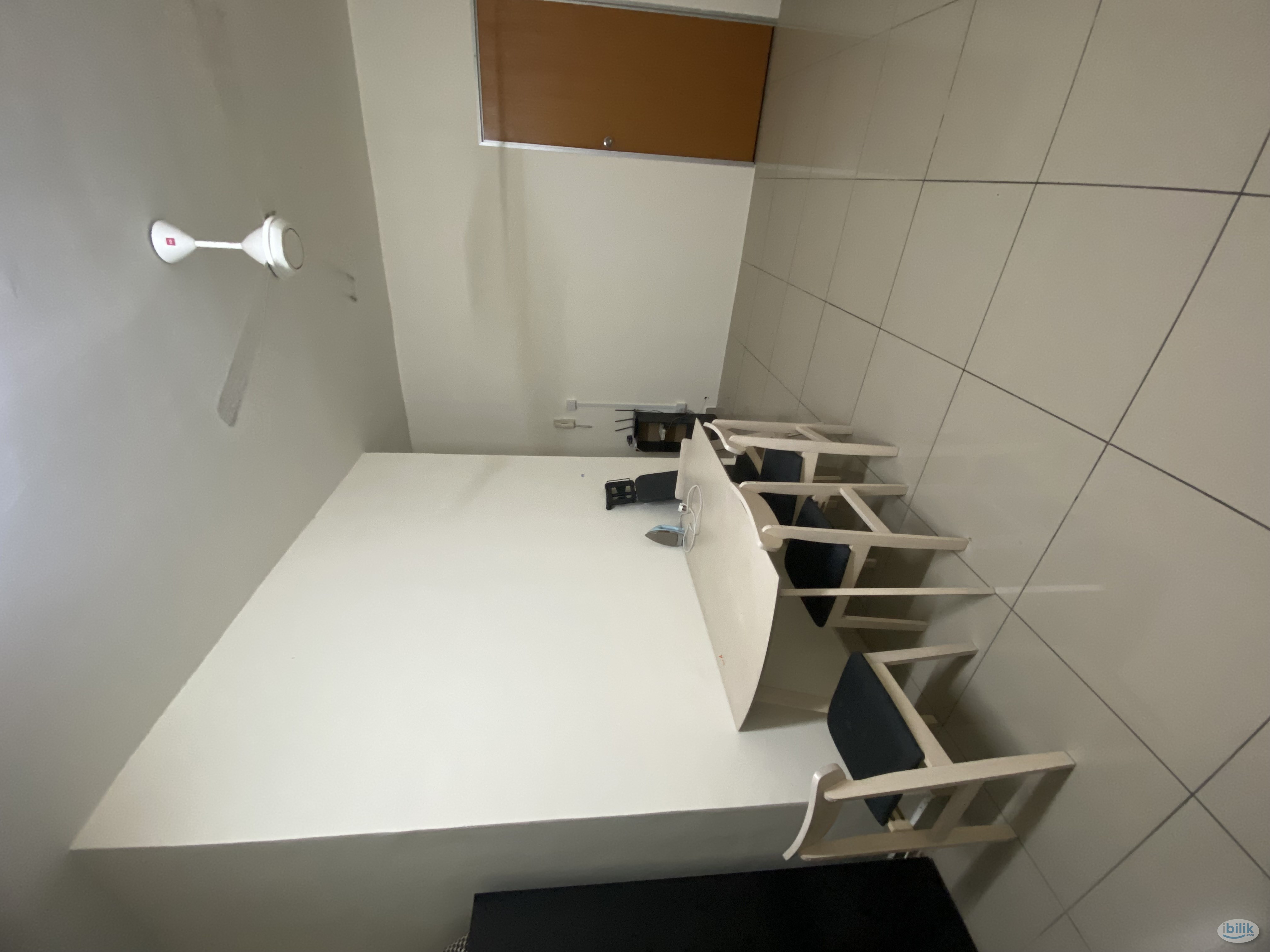 Middle Room at OUG Parklane, Old Klang Road - Image 5