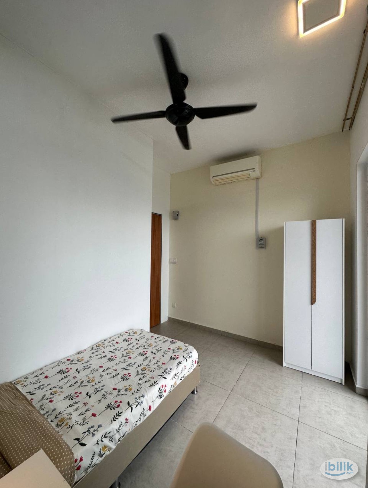 Balcony single room - Image 2