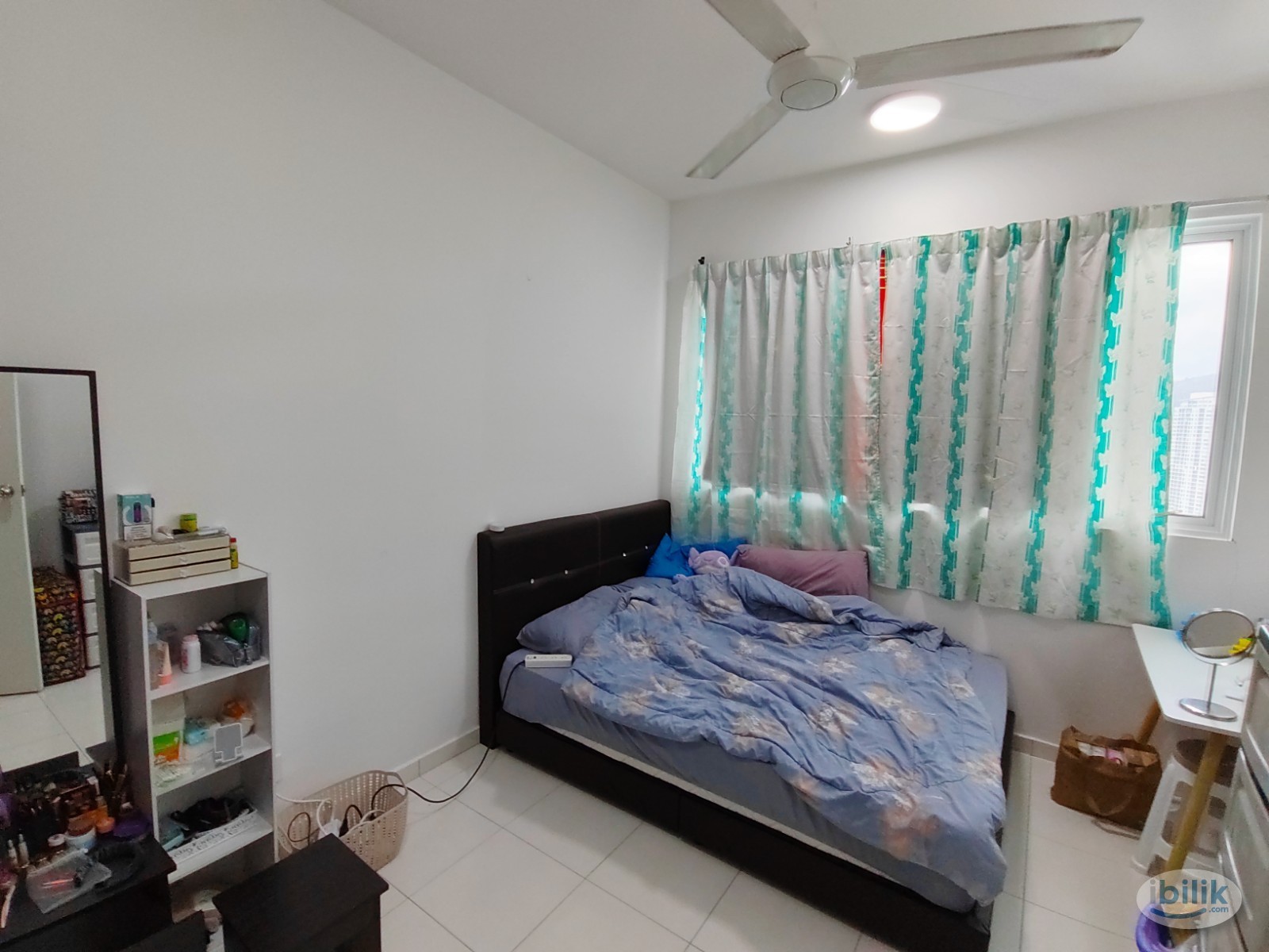 i-Santorini Aircond Fully Furnished Master Room included utilities - Image 1