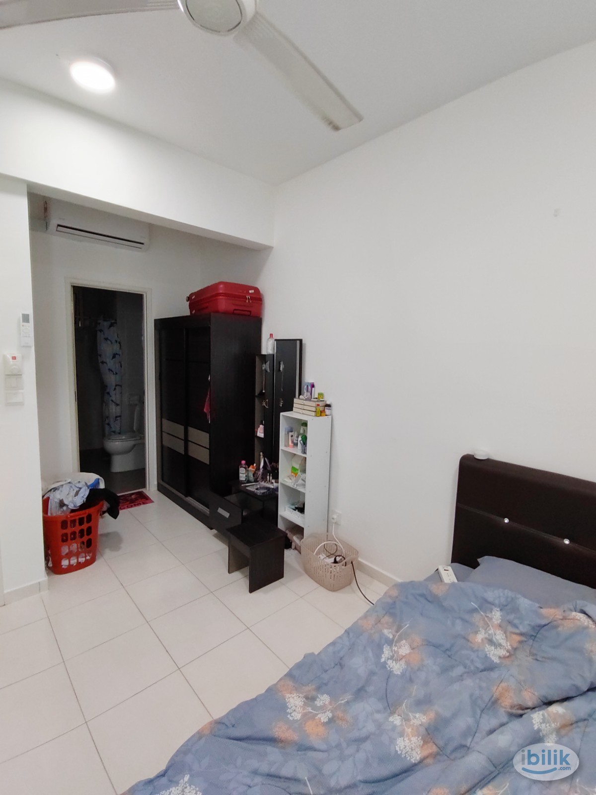 i-Santorini Aircond Fully Furnished Master Room included utilities - Image 2